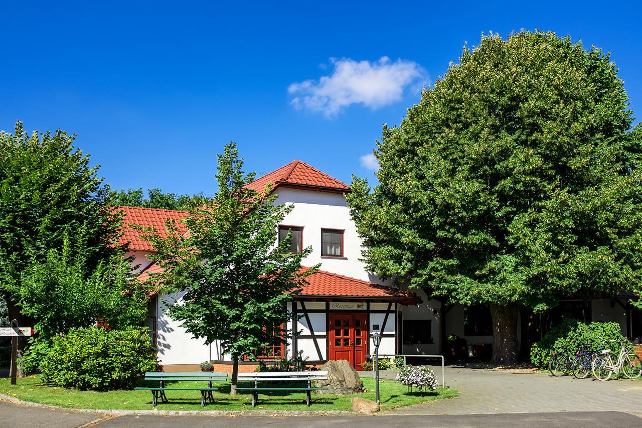 Hotel & Restaurant Lindengarten 吕本 外观 照片